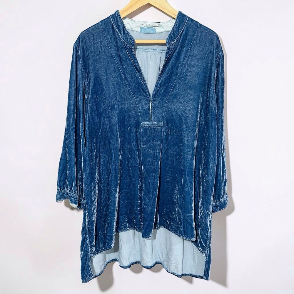 CP Shades Blue Velvet Popover Tunic Top Size L Long Sleeve V-Neck Pullover